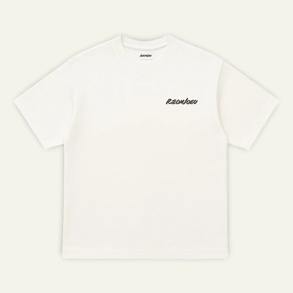 Camiseta Oversize Blanca con Logo Bordado Camiseta Oversize con Logo Bordado - Imagen 4