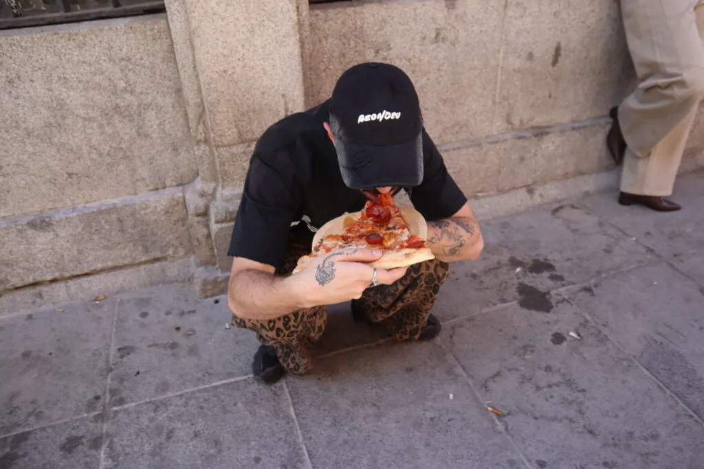 ropa-working-man-girl-espana-madrid